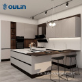 Gandum kayu moden dan kabinet dapur kombinasi lacquer